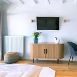 Kapitänshaus Friedrich Franz - Premium Apartments 200 Meter vom Strand und Alten Strom