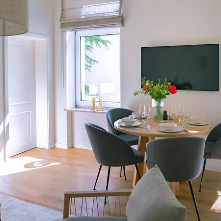 Kapitänshaus Friedrich Franz - Premium 200 Meter Vom Und Alten Strom Apartment