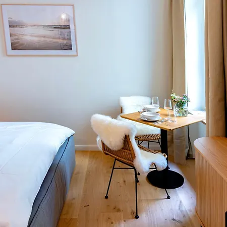 Kapitänshaus Friedrich Franz - Premium 200 Meter Vom Und Alten Strom Apartment