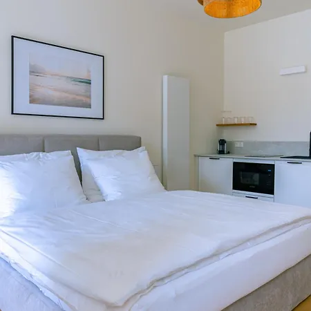 Apartment Kapitänshaus Friedrich Franz - Premium 200 Meter Vom Und Alten Strom Rostock